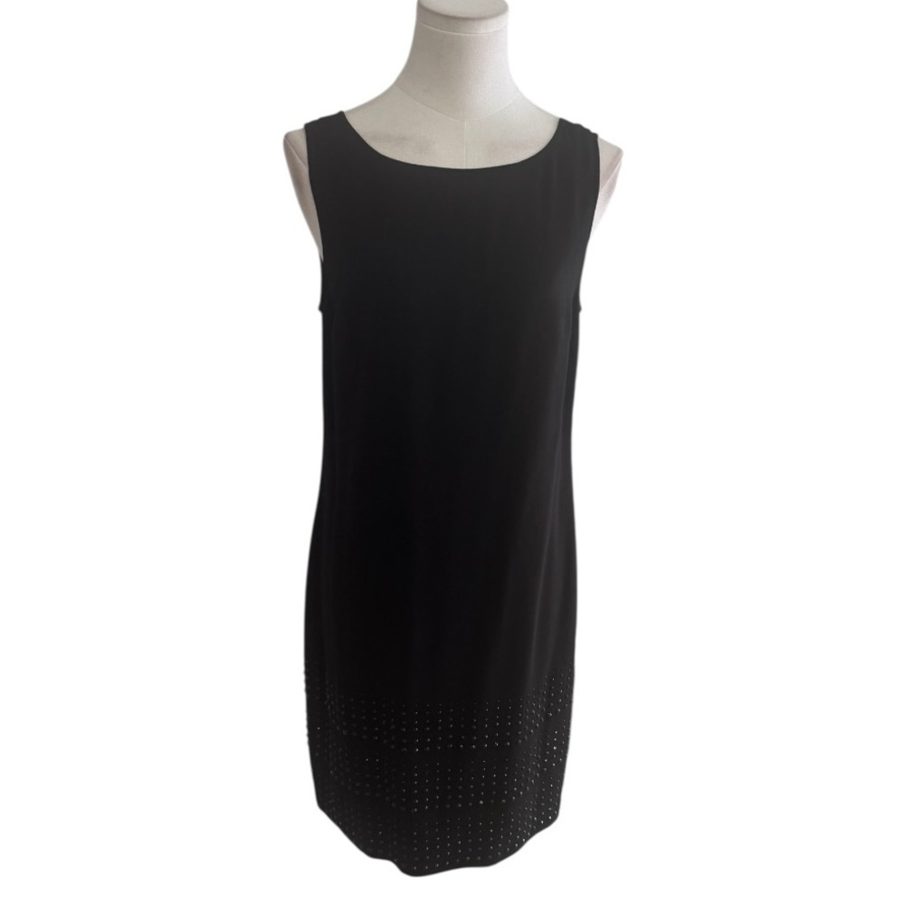 Trina‎ Turk Black Sheath Mini Dress Scoop Neck Sleeveless Stud Bead Detail sz 6
